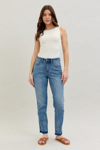 Judy Blue Mid Rise Boyfriend Fit Light