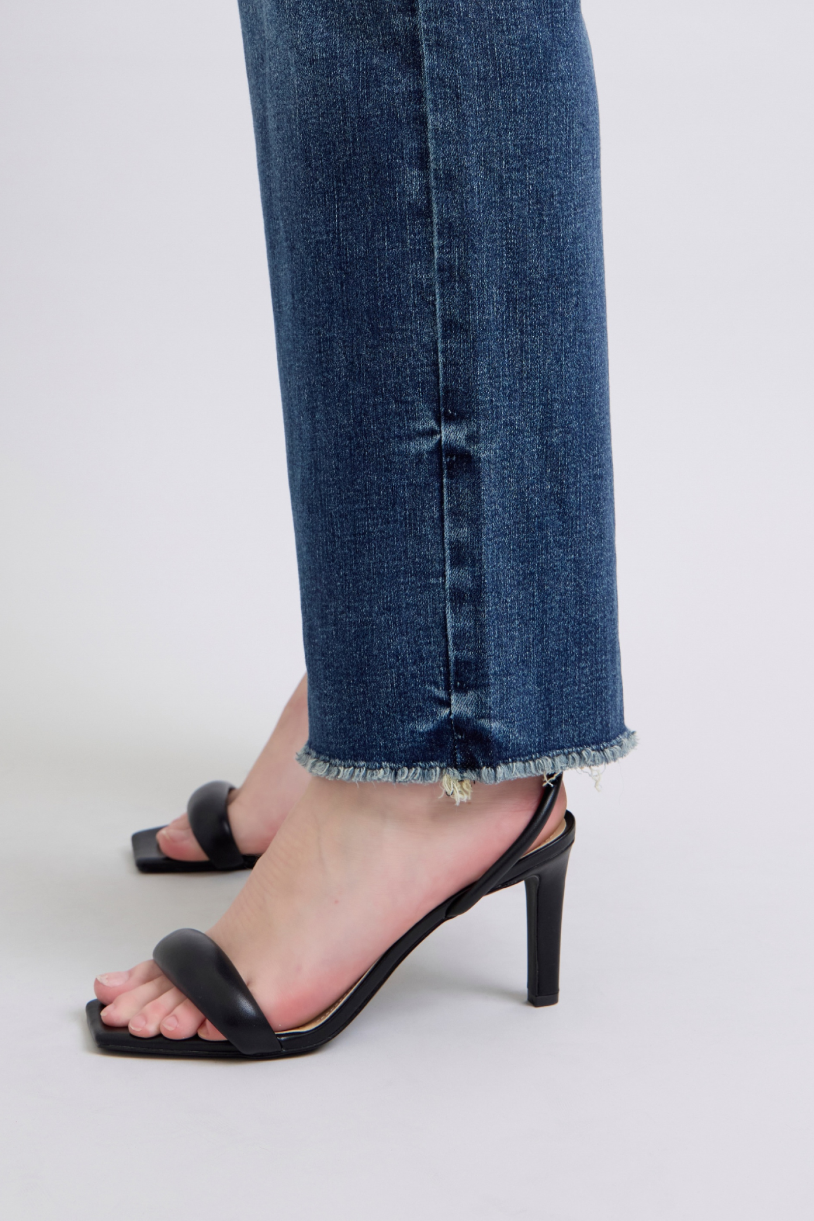 Judy Blue Mid Rise Plus Wide Leg Dark
