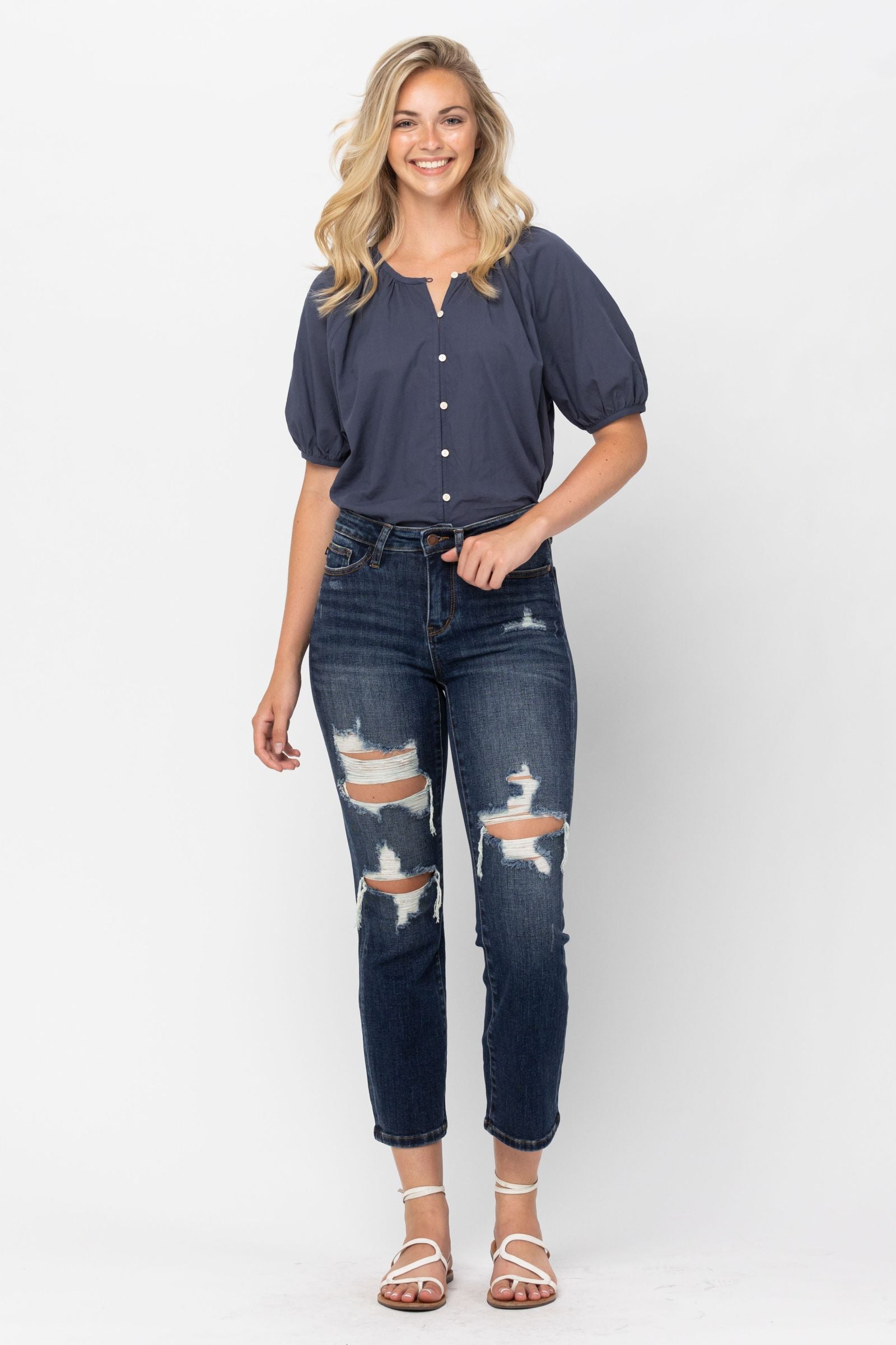 Judy Blue Mid Rise Crop Staight