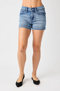 Judy Blue Contrast Shorts with back pocket flap